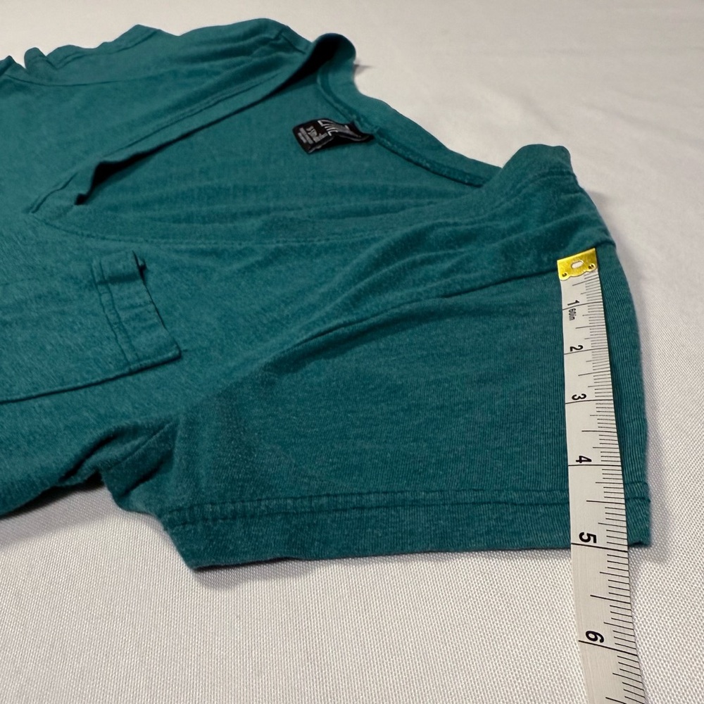 Zine Teal V-Neck Short Sleeve Tee - Picture 4 of 10
